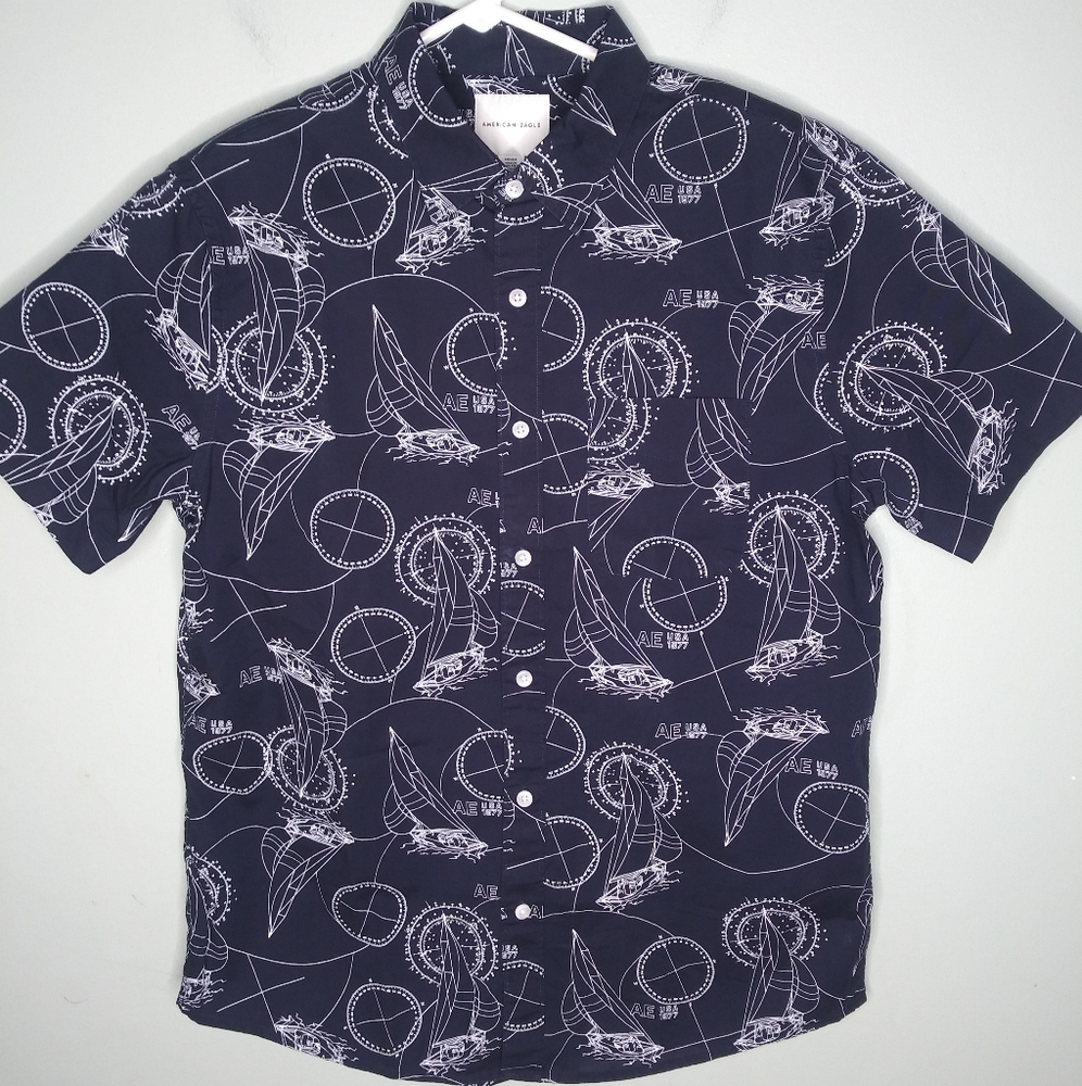 American Eagle Short Sleeve Button Front Shirt